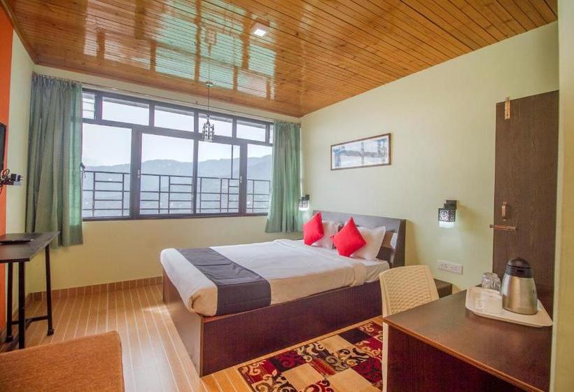 Capital O 63520 Hotel Innori