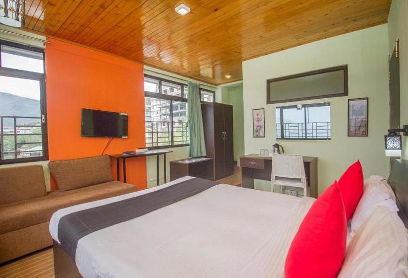 Capital O 63520 Hotel Innori