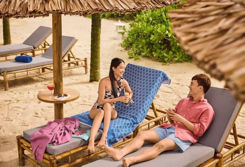 هتل Robinson Nam Hoi An