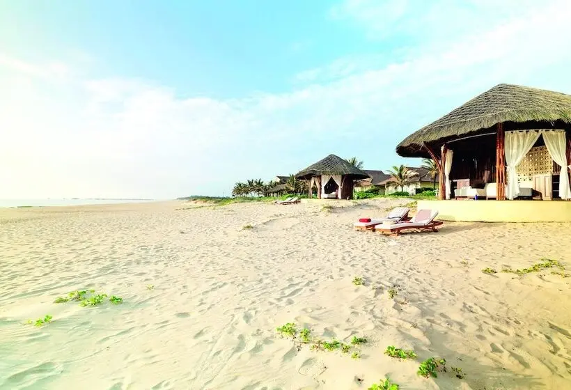 هتل Robinson Nam Hoi An