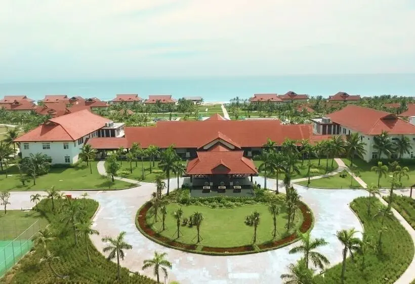 هتل Robinson Nam Hoi An