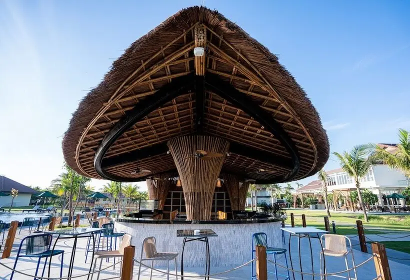 هتل Robinson Nam Hoi An