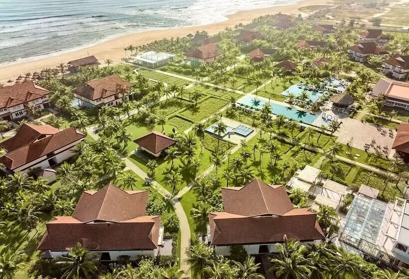 هتل Robinson Nam Hoi An