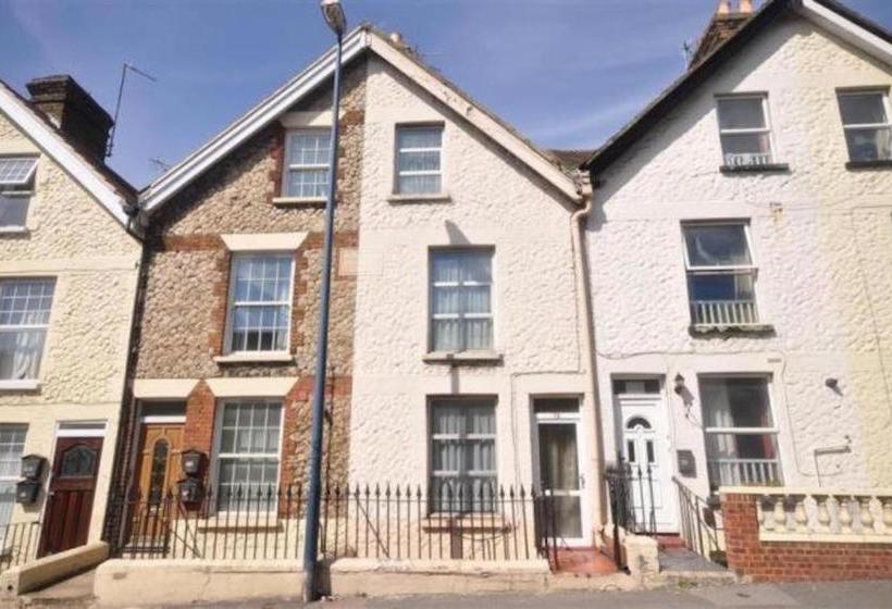 בית מלון כפרי The Maidstone Guesthouse