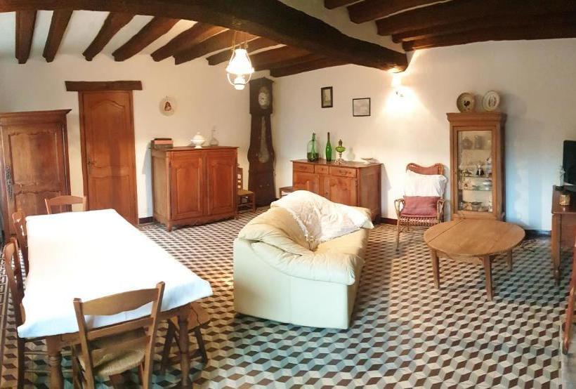 Maison De Charme Avec Jardin Aux Trois Moutiers 116 M² 6 Pers