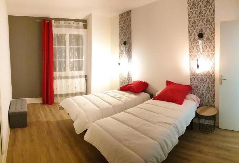 Maison De Charme Avec Jardin Aux Trois Moutiers 116 M² 6 Pers