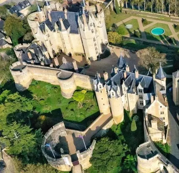 Maison De Charme Avec Jardin Aux Trois Moutiers 116 M² 6 Pers