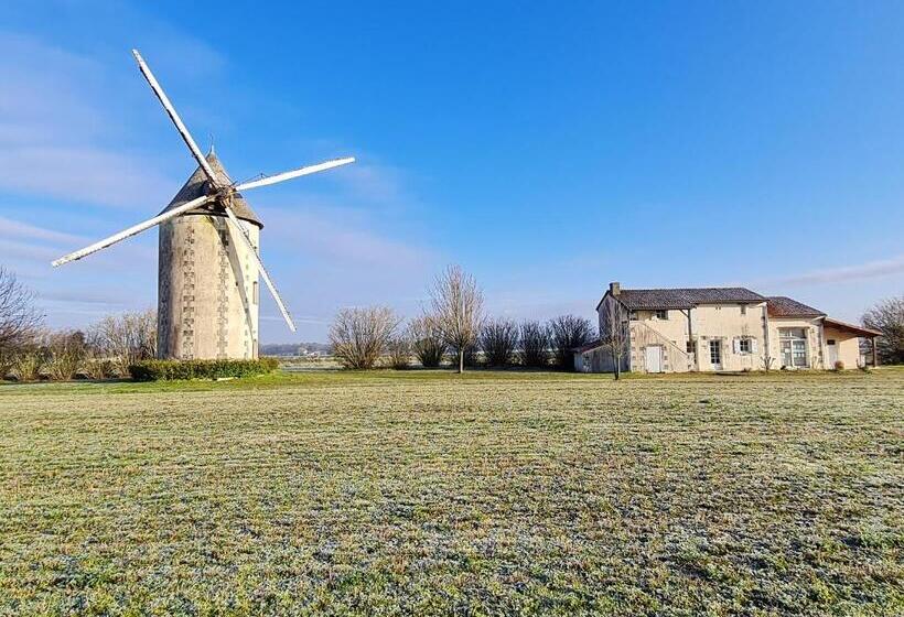 Maison De Charme Avec Jardin Aux Trois Moutiers 116 M² 6 Pers