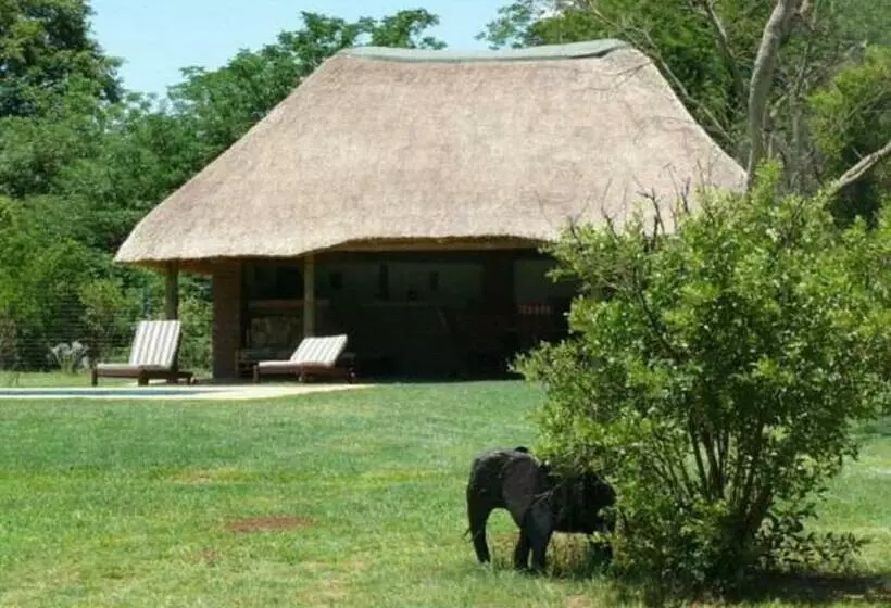 ペンション Riverbend Self Catering Cottages