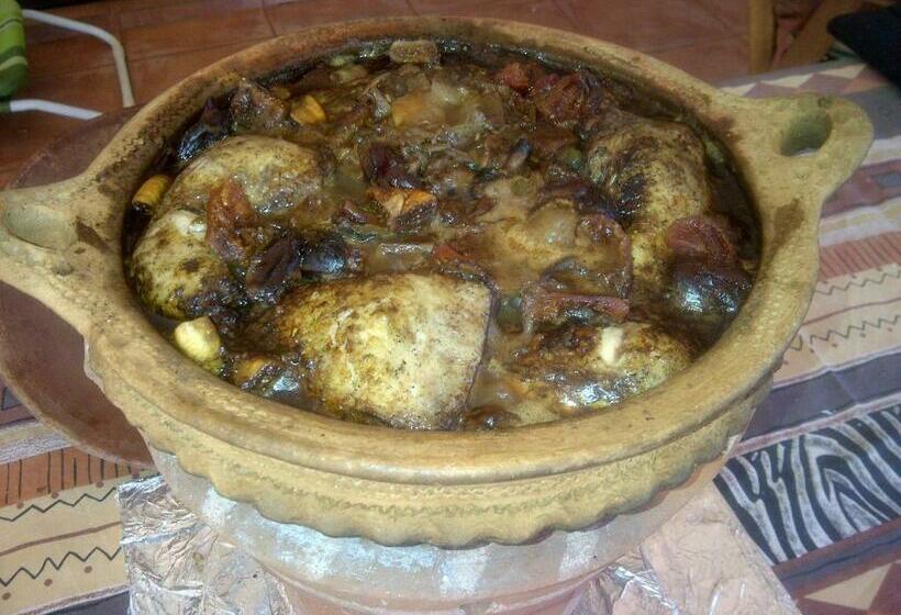 بنسيون Riverbend Self Catering Cottages