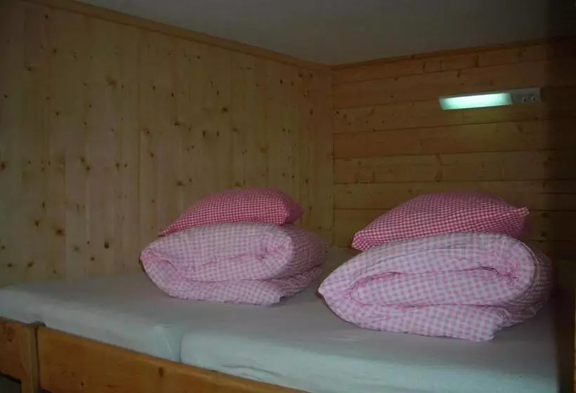 Majatalo Skihütte Zams