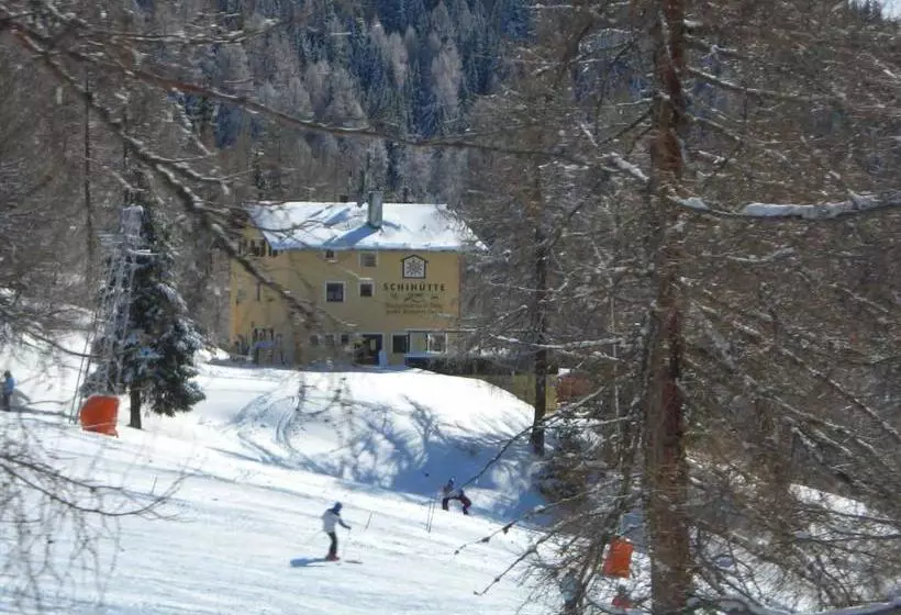 Majatalo Skihütte Zams