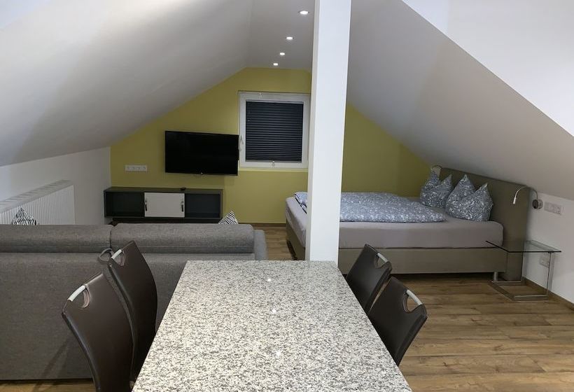 Apartment Köln Ensen