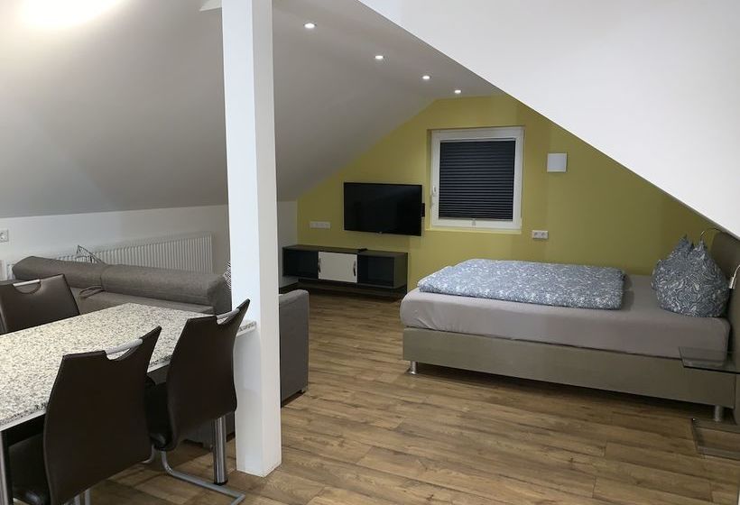 Apartment Köln Ensen