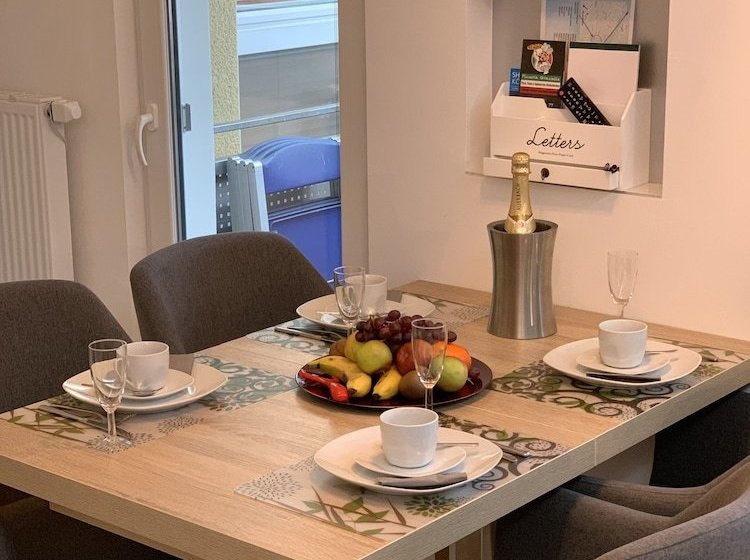 Apartment Köln Ensen