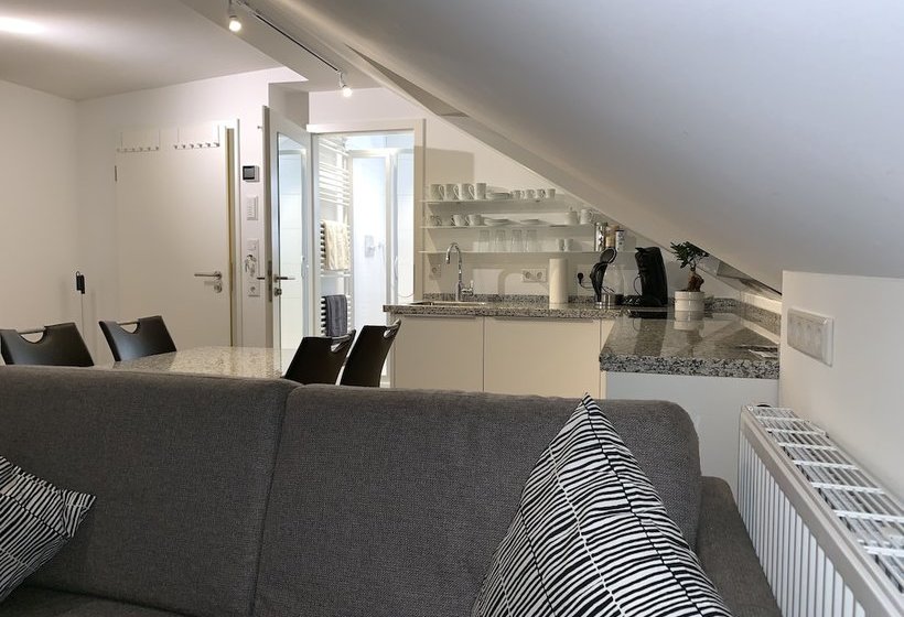 Apartment Köln Ensen