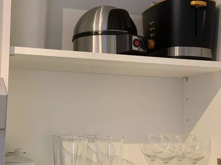 Apartment Köln Ensen