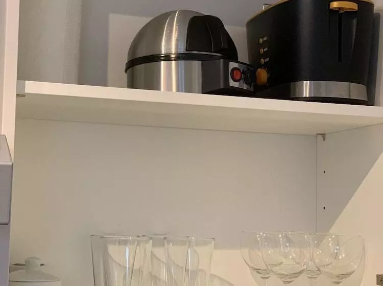 Apartment Köln Ensen