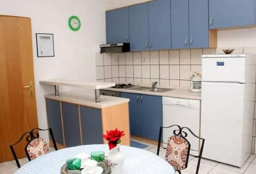 Apartments Sikirica