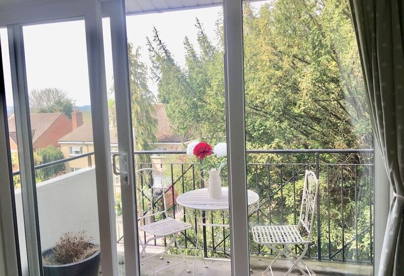 Apple Perch 2br Flat Free Parking