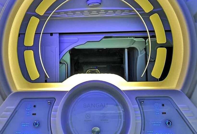 Bangau Capsule Hotel   Downtown Klia