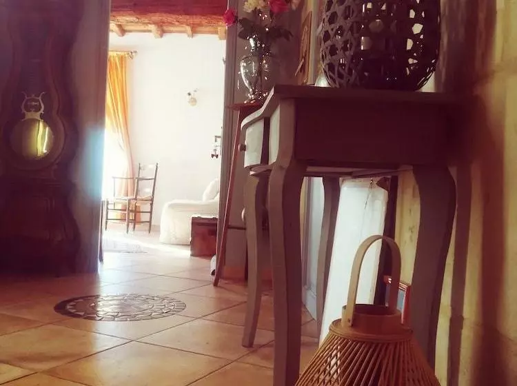 Aamiaismajoitus (B&B) Chambre D Hotes Le Bel Oustau