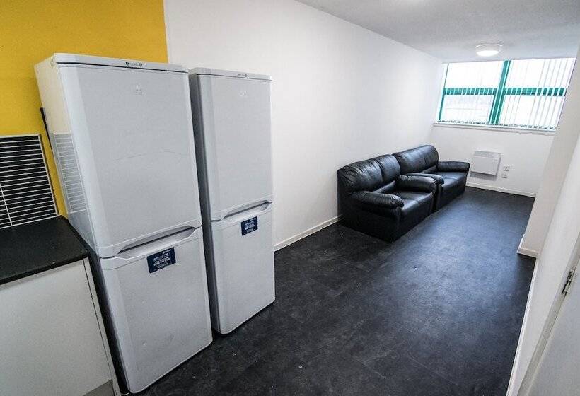 Gildart Street X One Rooms Hostel