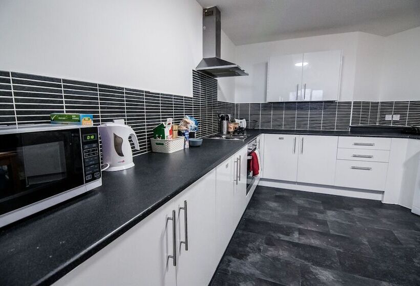 Gildart Street X One Rooms Hostel