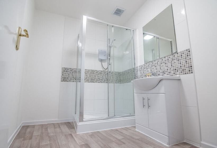 Gildart Street X One Rooms Hostel