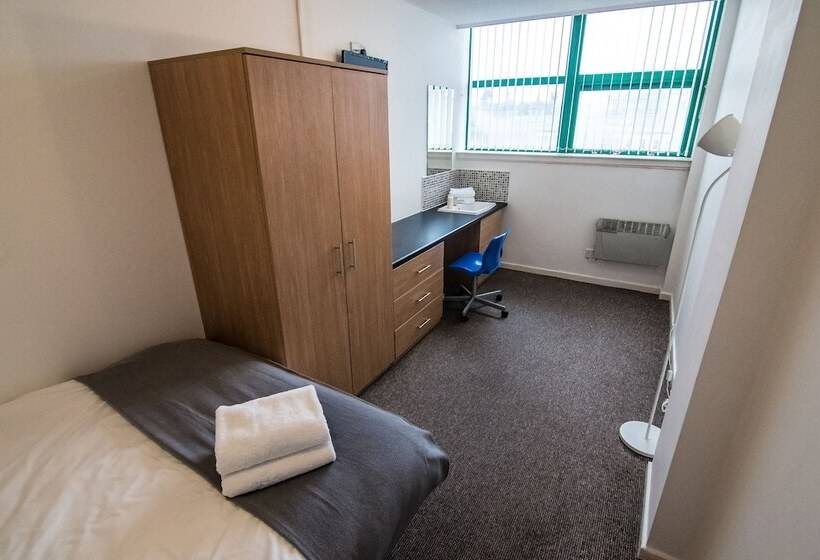 Gildart Street X One Rooms Hostel