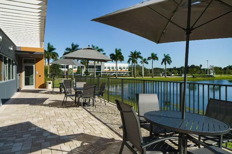 Hotelli Fairfield By Marriott Inn & Suites Deerfield Beach Boca Raton
