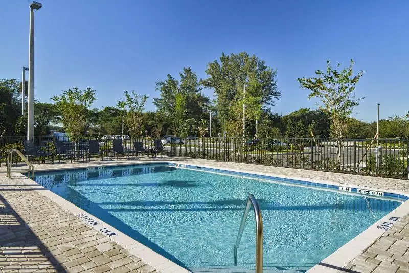 Hotelli Fairfield By Marriott Inn & Suites Deerfield Beach Boca Raton