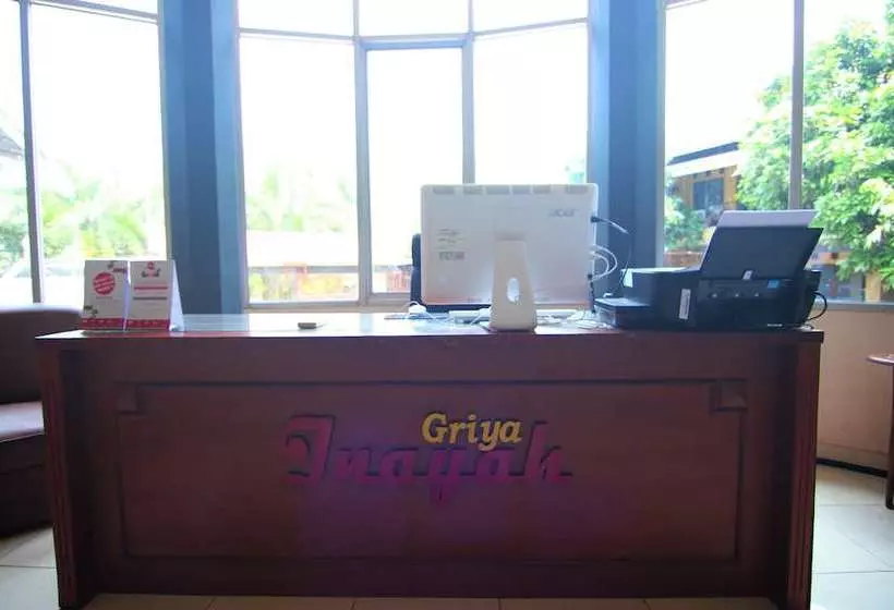 ホテル Griya Inayah By Oyo Rooms