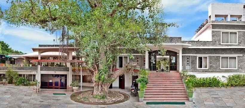 Hotelli Ranakpur Safari Resort