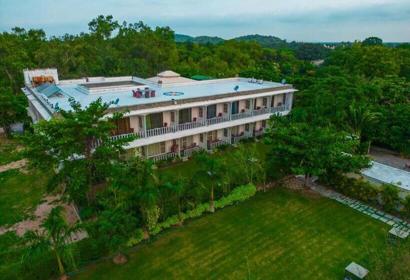 Отель Ranakpur Safari Resort