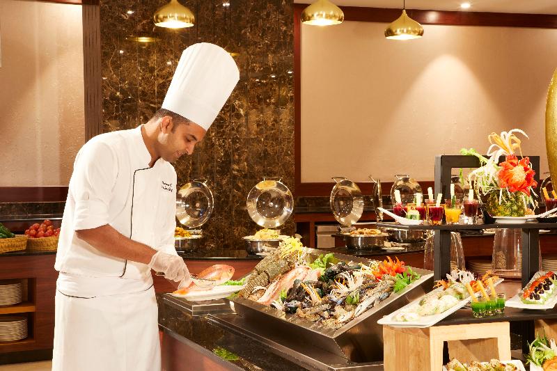 هتل Royal Tulip Muscat