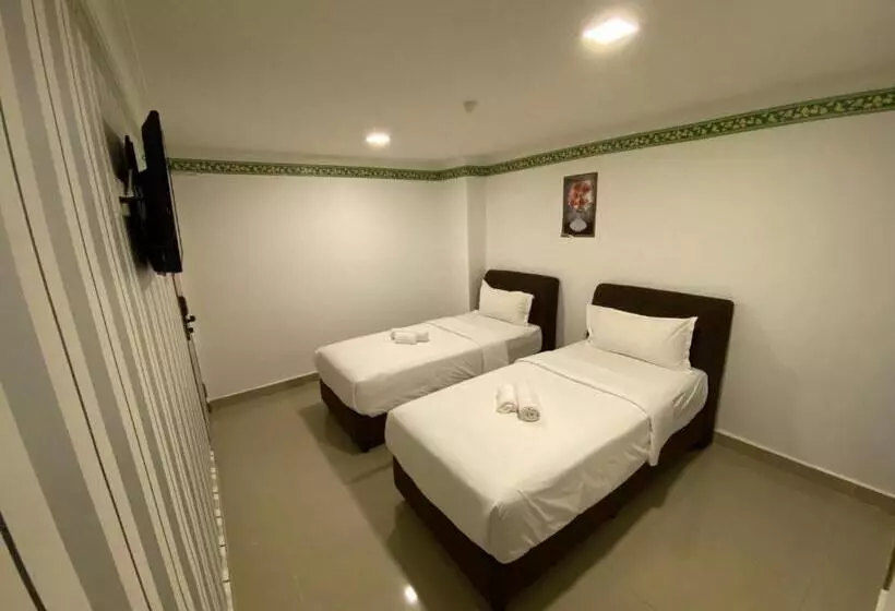 Shobi Hotel Johor Bahru Near Ciq Jb