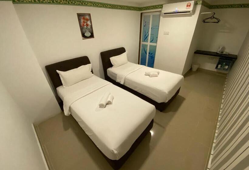 Shobi Hotel Johor Bahru Near Ciq Jb