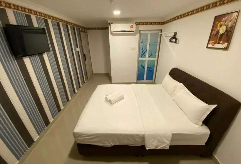 Shobi Hotel Johor Bahru Near Ciq Jb