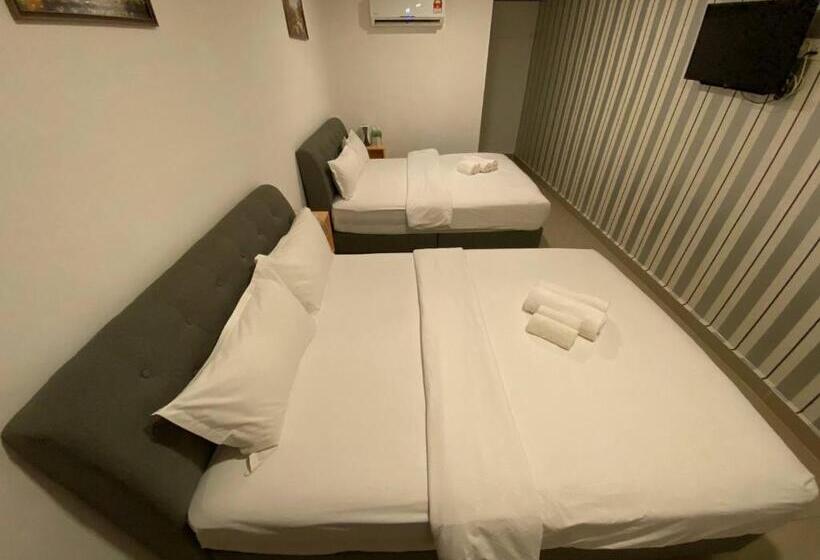 Shobi Hotel Johor Bahru Near Ciq Jb