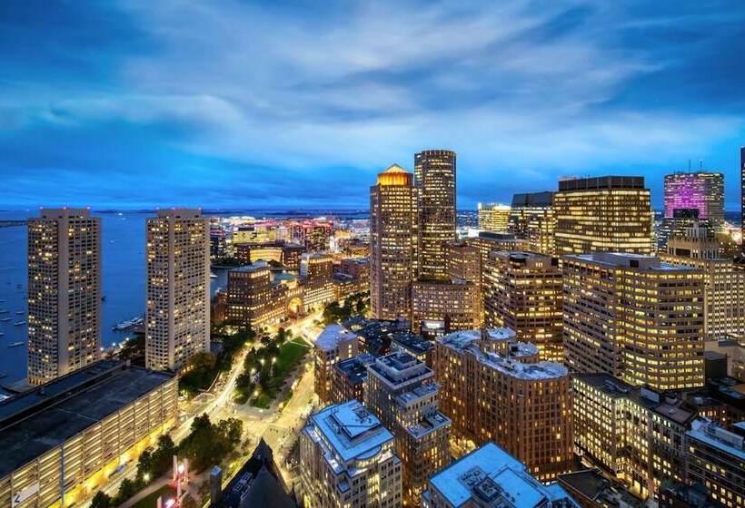 펜션 Bedrooms Near Fenway & Downtown Boston