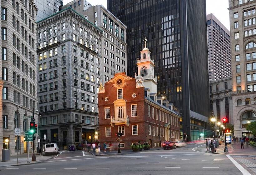 펜션 Bedrooms Near Fenway & Downtown Boston