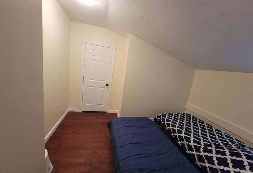 펜션 Bedrooms Near Fenway & Downtown Boston