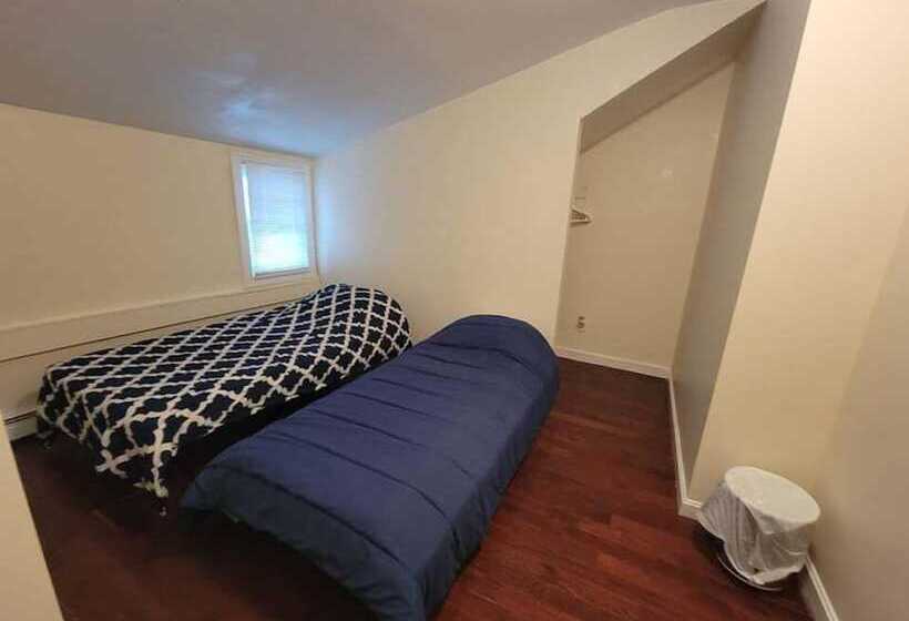 펜션 Bedrooms Near Fenway & Downtown Boston