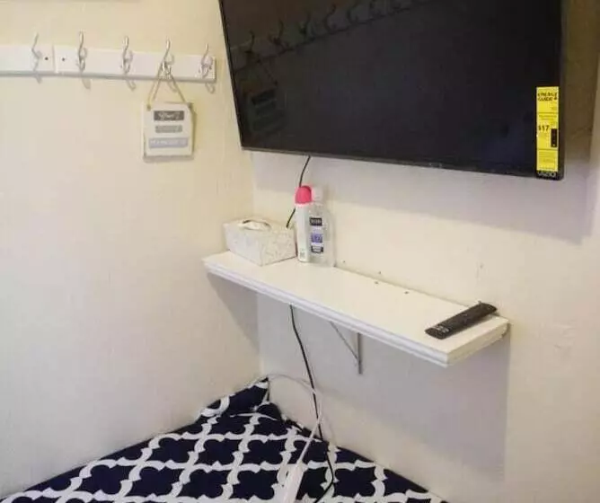 پانسیون Bedrooms Near Fenway & Downtown Boston