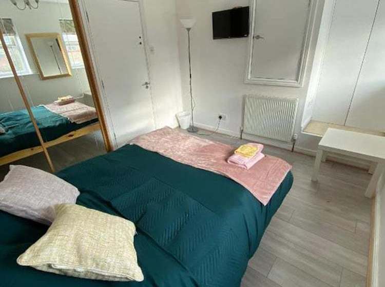 펜션 Westferry Hub Rooms