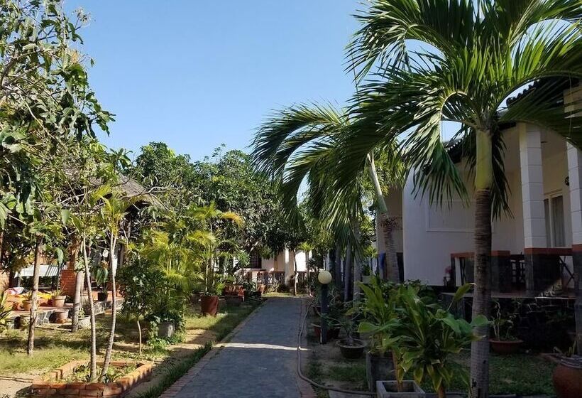 Suoi Tien Mui Ne Resort