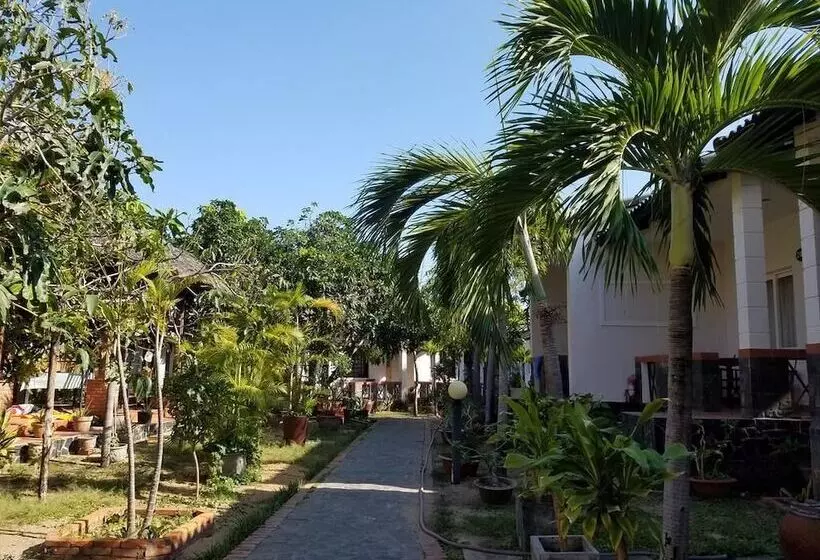 Suoi Tien Mui Ne Resort