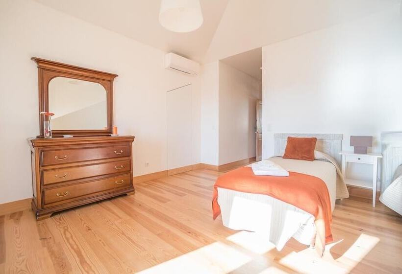 Superb Flat Cathedral & River View