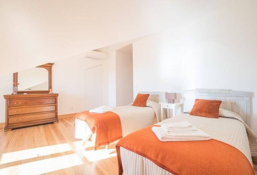 Superb Flat Cathedral & River View